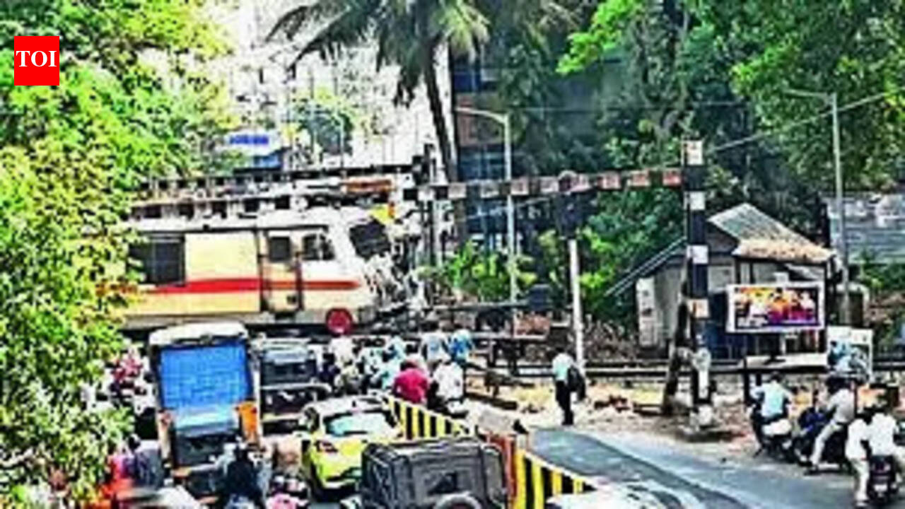 Railways mulls construction of ROB at Pandeshwar level crossing
