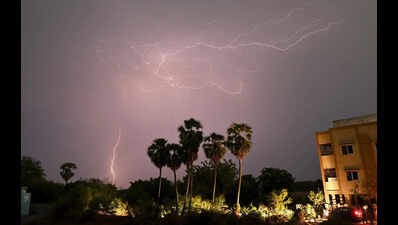 Heatwave scorches Vijayawada before evening rain, gusty winds bring relief