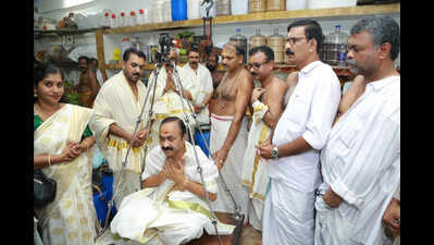 Chief minister V D Satheesan visits Guruvayur temple, offers thulabharam