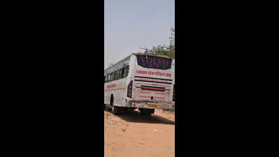 Jaipur traffic police seize 3 buses over pending e-challans