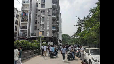 Buildings across city on KMC bulldozer list