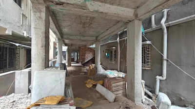 Payloaders strike bldgs linked to TMC councillor, Sona Pappu