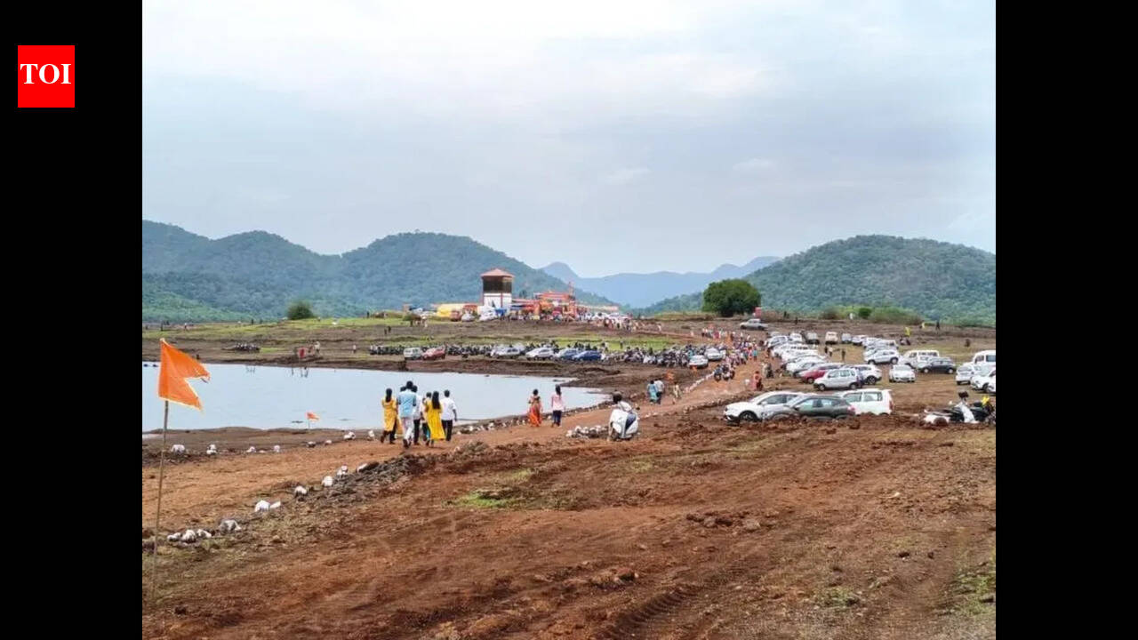 When submerged Kurdi village rises, devotion, memories take centrestage