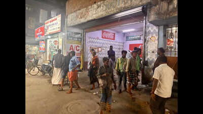 Tasmac bar near three schools in North Chennai still open despite CM’s order