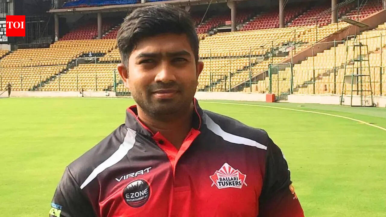 ‘Terrible news for cricket community’: Ex-Ranji player dies of heart attack while playing in local match