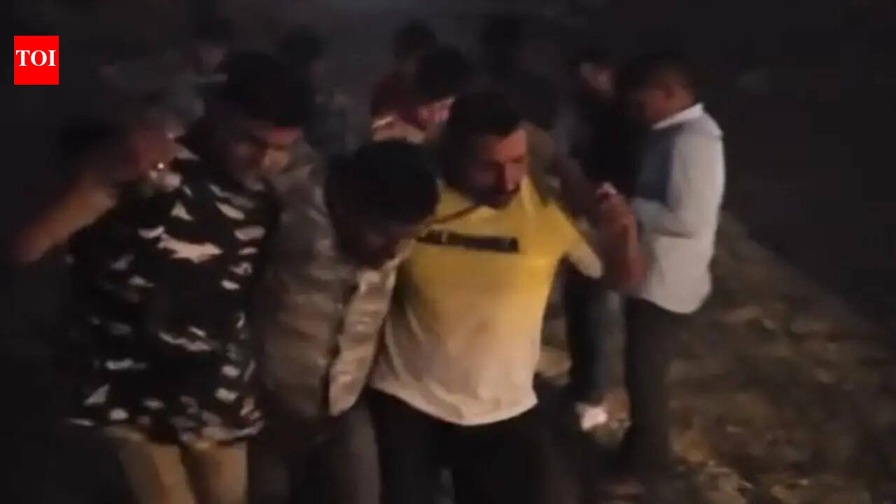 Kanpur road rage case: 2 accused nabbed in encounter after father and son were stabbed to death