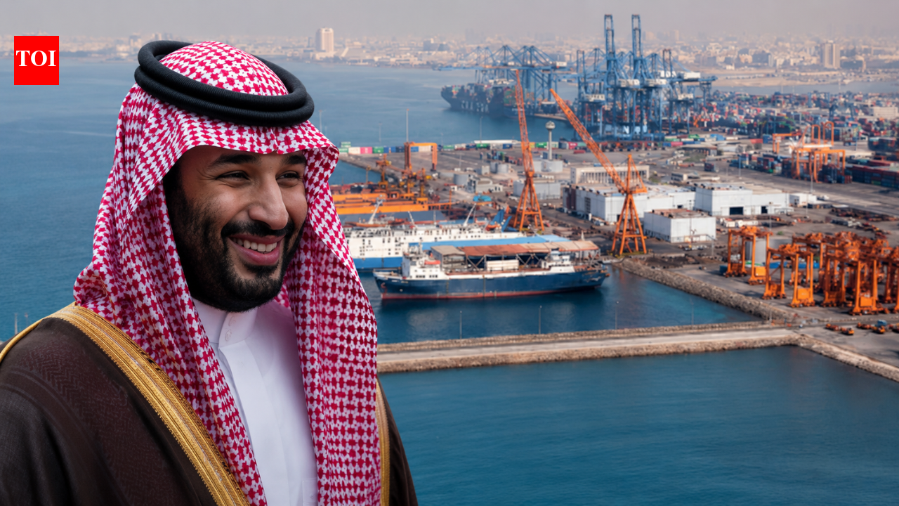 Saudi Arabia emerges as Gulf's key trade route as Iran war blocks Hormuz strait