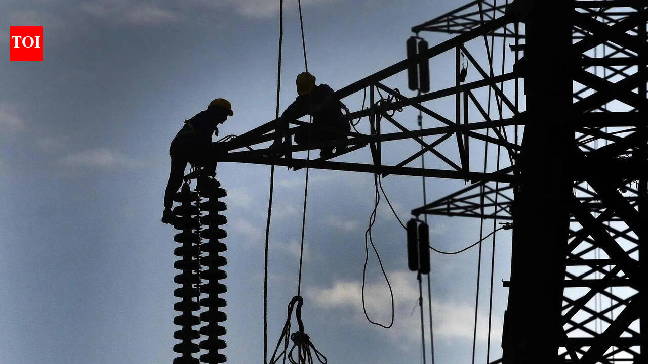 Mumbai’s peak power demand touches 4,500 MW on Monday