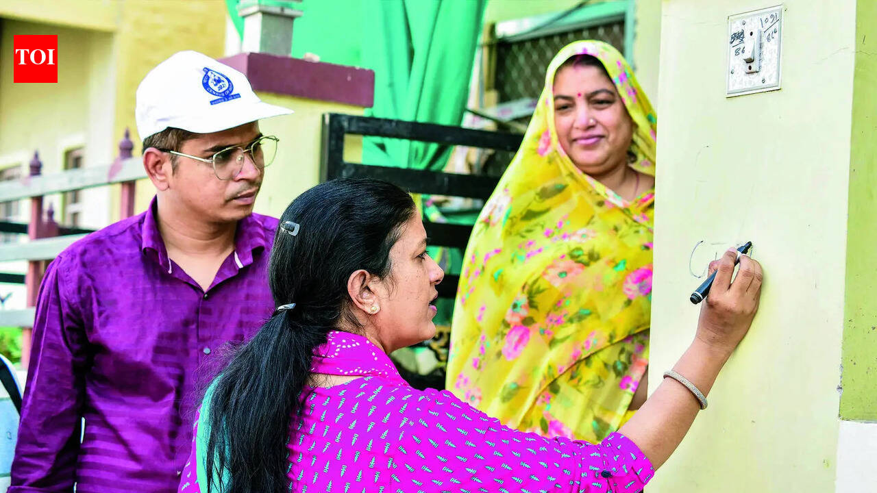 Teachers seek census delay amid severe heatwave