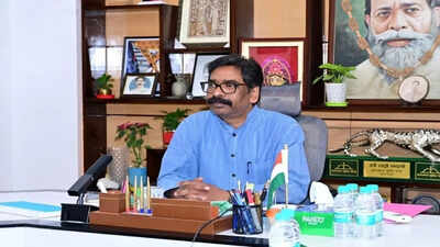 Hemant asks officials to boost irrigation facilities