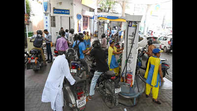 With diesel crossing Rs 100/l, industries, traders worry over ripple effects