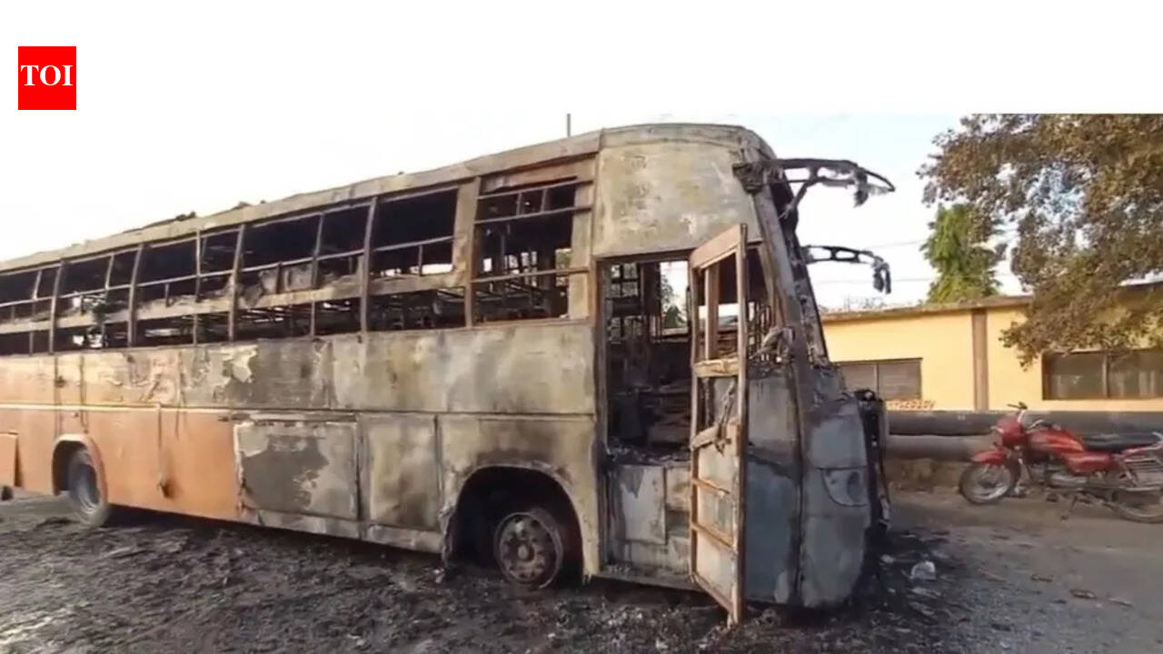 Miraculous escape for passengers as MP-bound bus turns into fireball in Jhansi