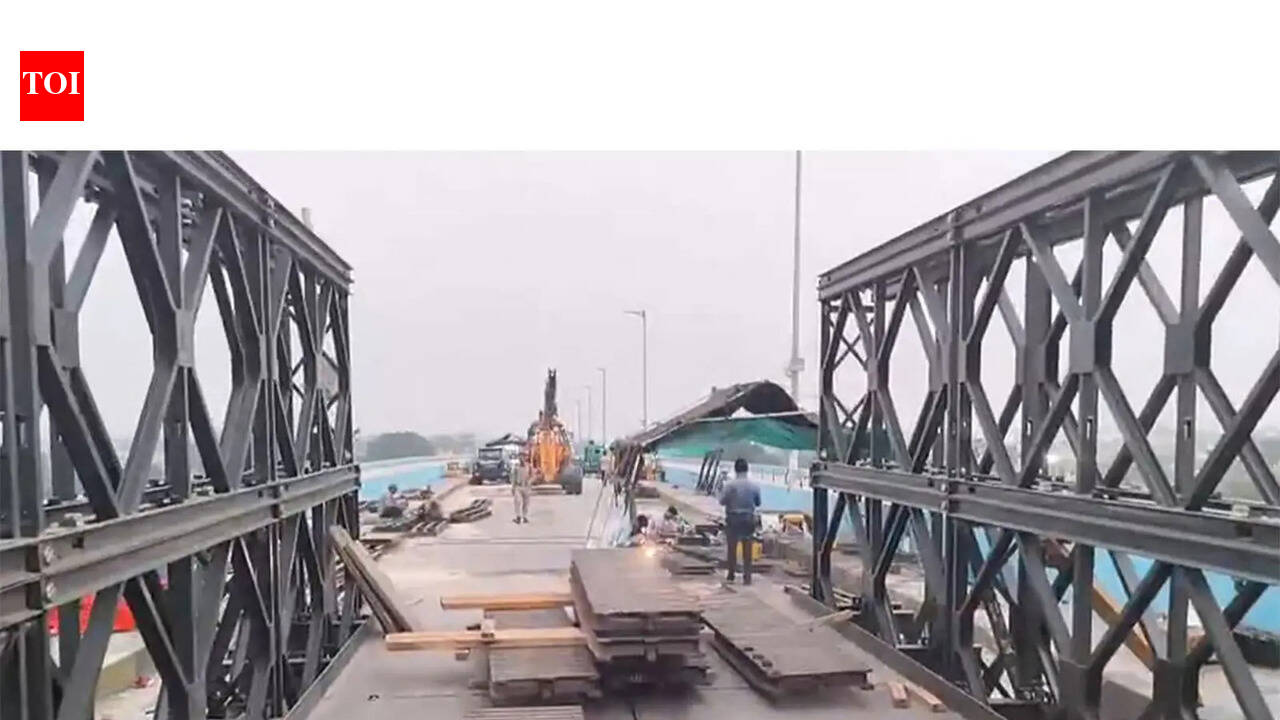 Ferry services emerge as lifeline after Vikramshila Setu’s damage