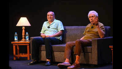 Veterans on stage: Naseeruddin Shah & Paresh Rawal inspire young Pune audience
