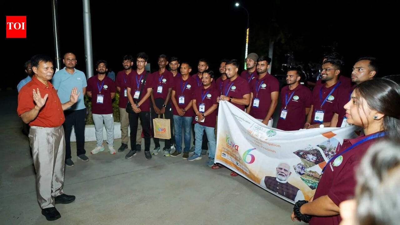 38 from UP leave for Arunachal Pradesh under Yuva Sangam exchange programme