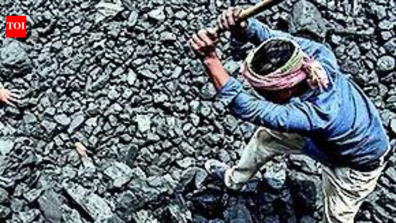 Another coal 'scam' case falls flat, ex-minister Subodh Kant Sahay's brother let off