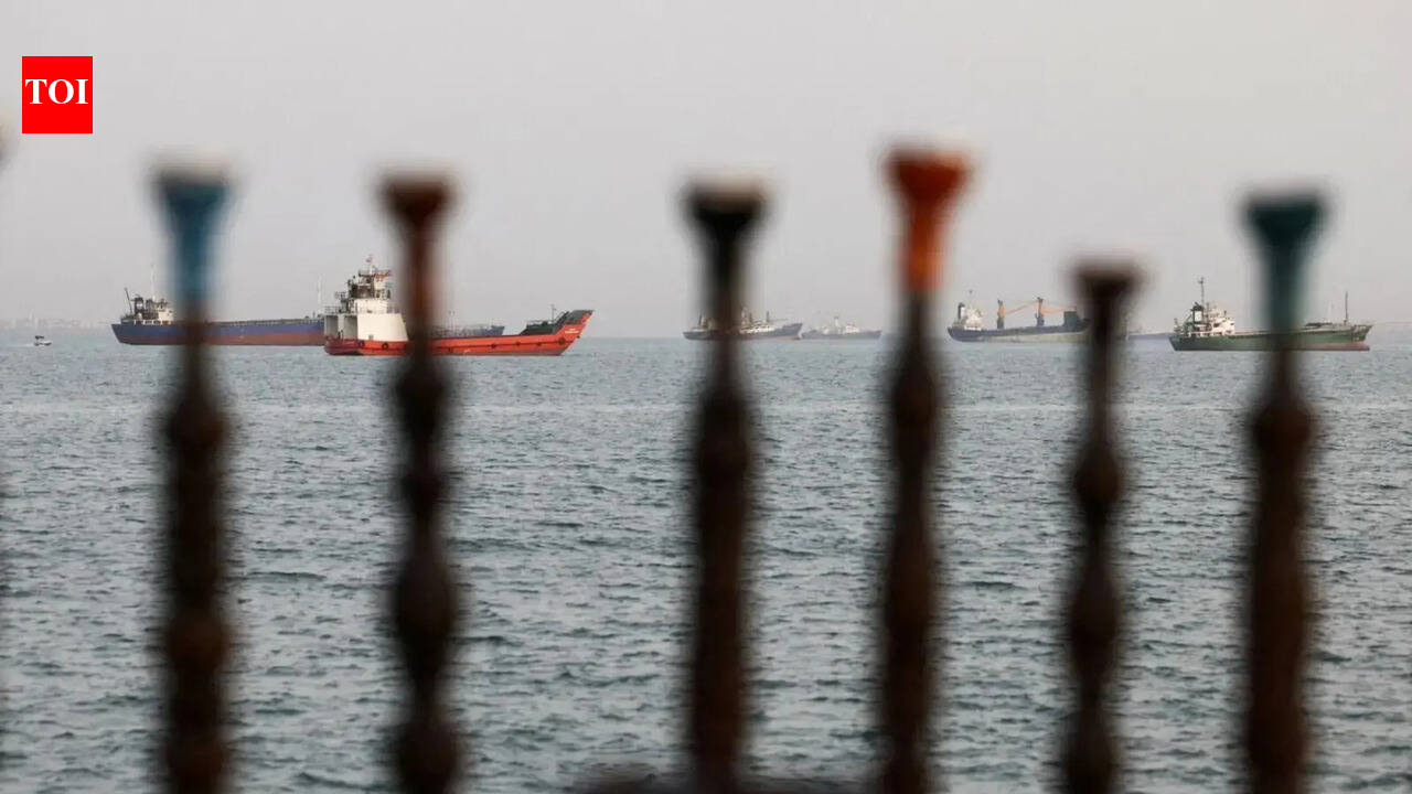 'Extended war could trim companies' profit margins'
