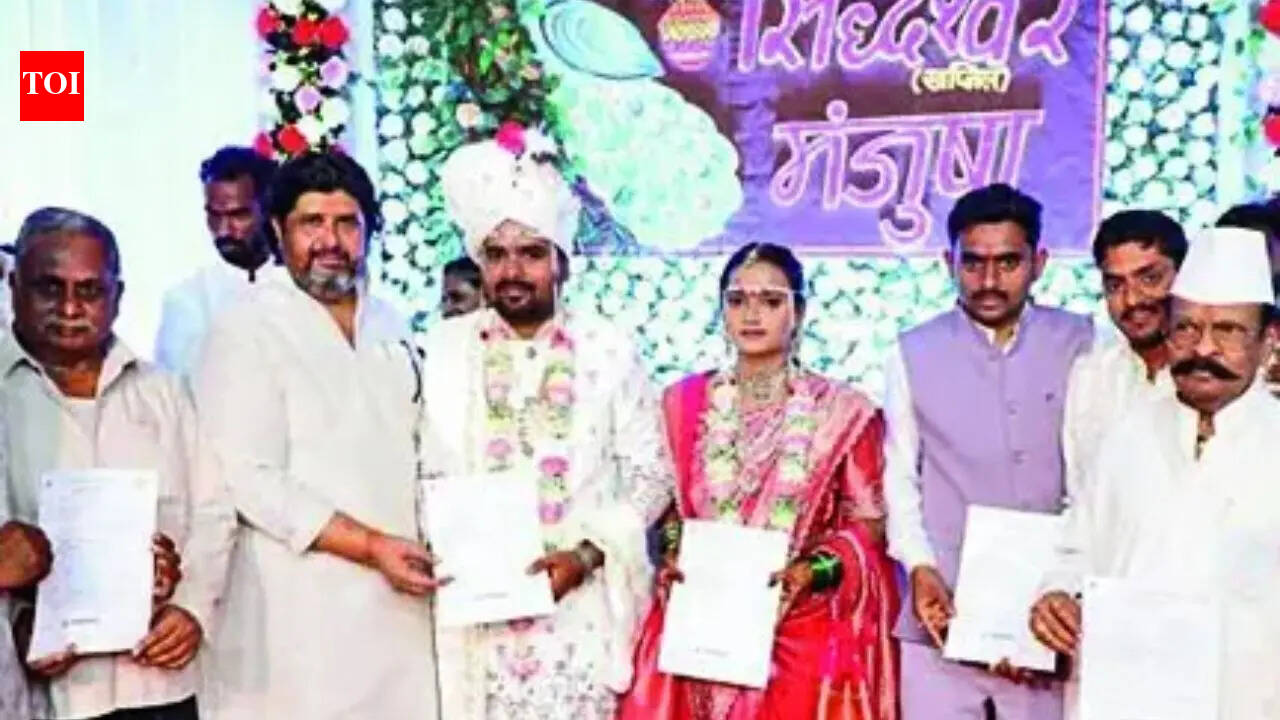 Groom’s family gifts Rs 1 lakh accident cover to 3,465 Maharashtra villagers