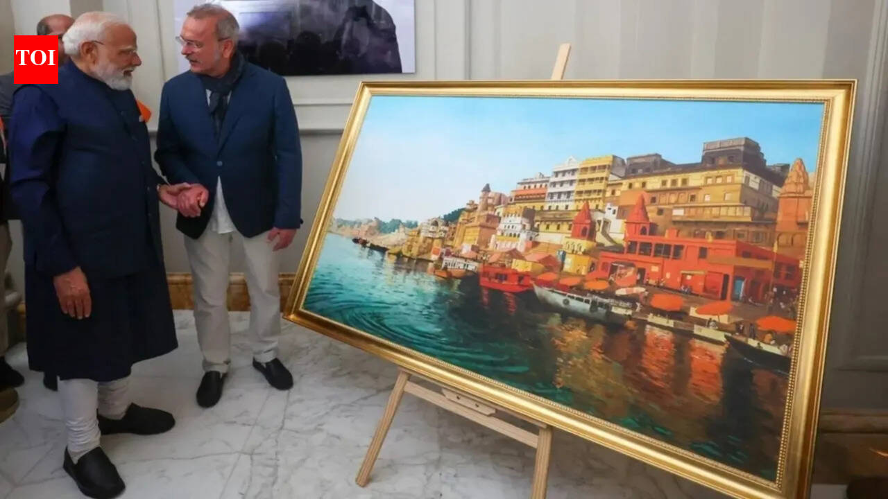Meet Giampaolo Tomassetti, the Italian artist who gifted PM Modi 'Holy Varanasi': His deep connection with Indian culture, philosophy will surprise you