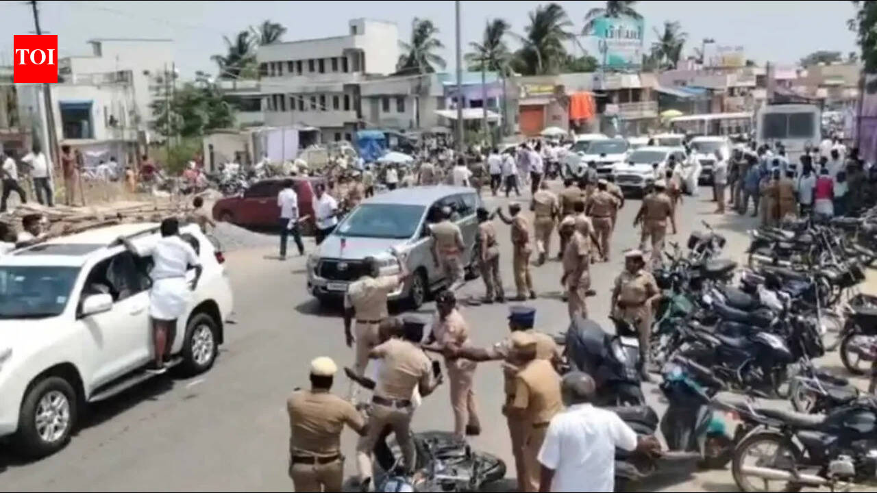 DMK, VCK clash near Perambalur after police denies permission for protests
