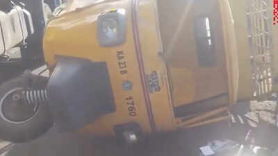  3 family members, including infant dead, 1 injured after motorcycle and mini goods rickshaw head-on collision