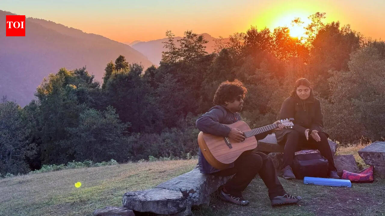 Stargazing trips get creative: Stargazing trips blend culture and astronomy; Unique sessions attract diverse enthusiasts, connecting local heritage with celestial wonders