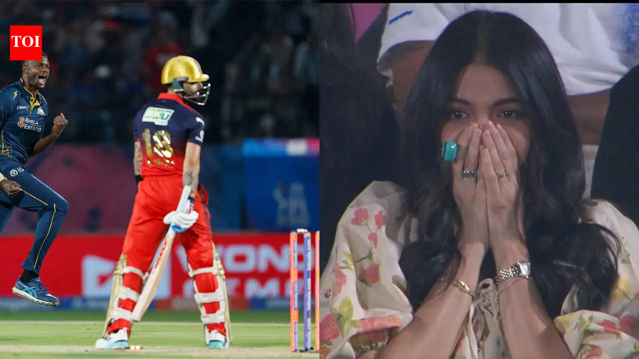 'Speechless' Anushka Sharma's reaction goes viral after Virat Kohli wicket vs GT