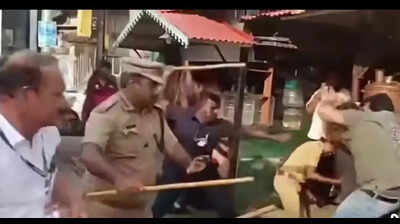 Five police personnel suspended over assault during Nava Kerala Yatra