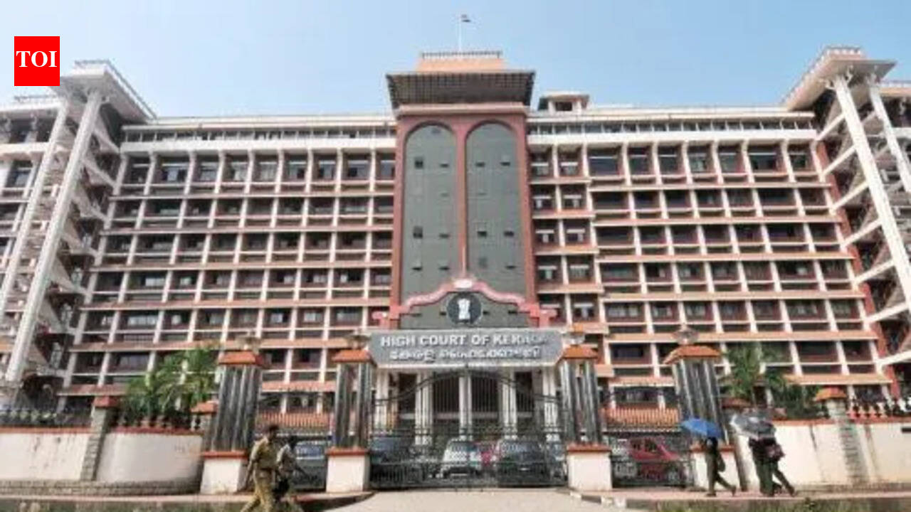 Kerala HC sets aside order enhancing honorarium of pre-primary teachers, ayahs