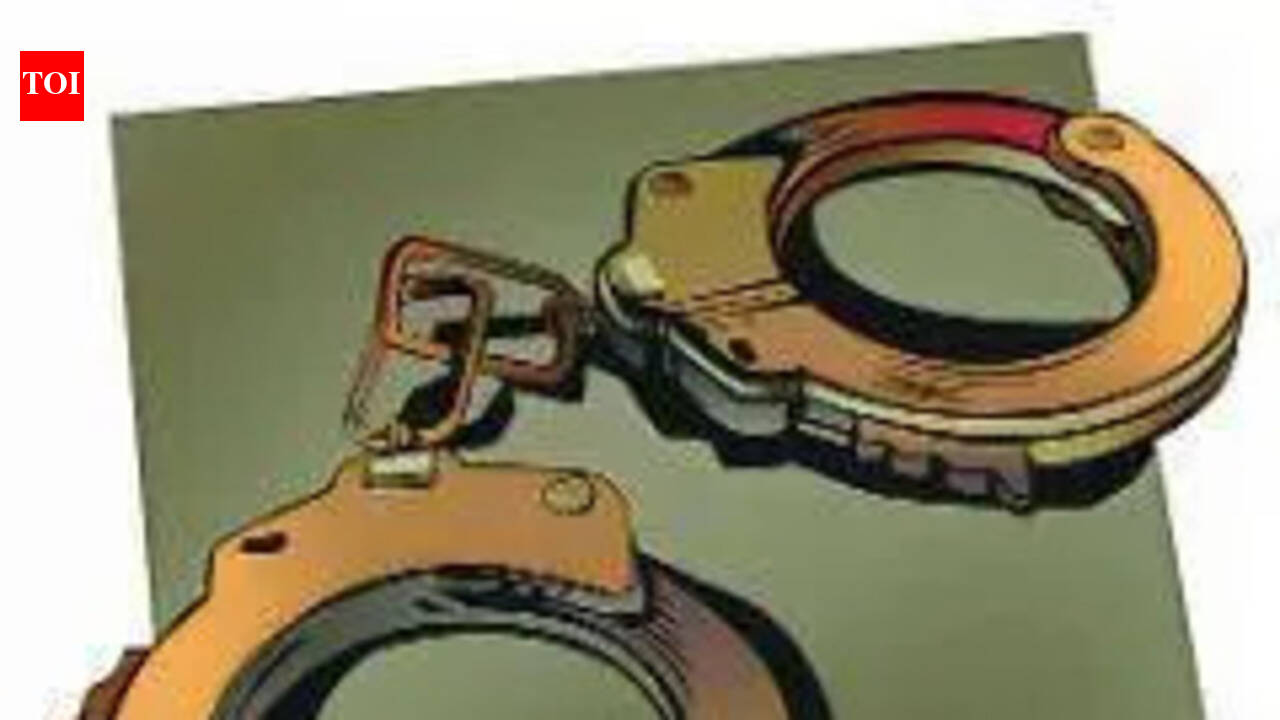2 interstate thieves held for laptop, phone thefts in Hubballi