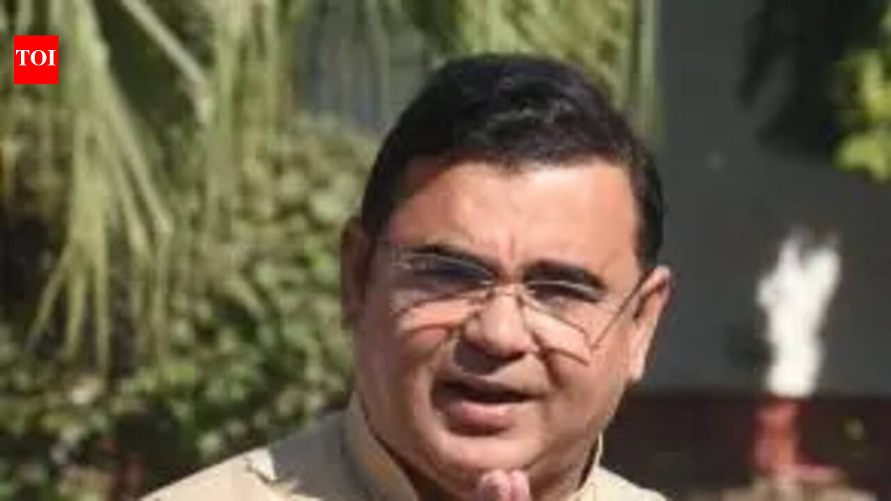 Those who stay away from publicity to be recommended for Padma awards, says Maharashtra minister Jaykumar Rawal