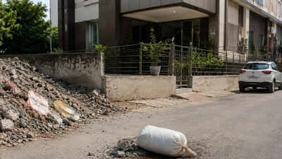 Auto showroom manager killed after debris sack thrown from hotel hits him in Lucknow