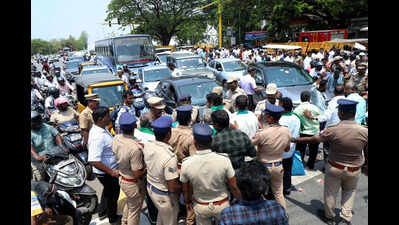 Farmers protest TVK govt crop loan waiver announcement