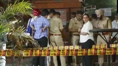 Southeast Delhi firing: Teen shot after dispute at eatery in Amar Colony, critical