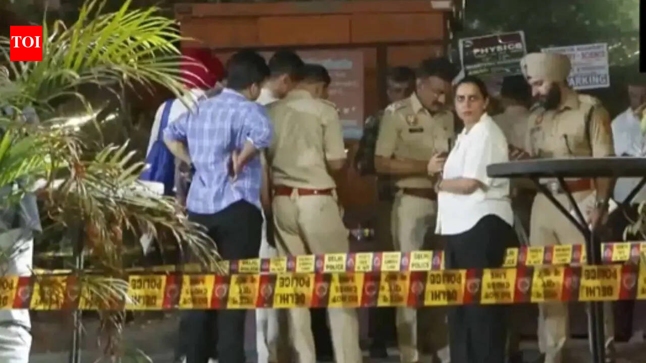 Southeast Delhi firing: Teen shot after dispute at eatery in Amar Colony, critical