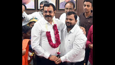 Hitesh Barot elected Ahmedabad mayor