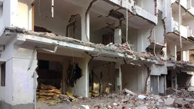 Fresh razing notices arrive at Tiljala, Beleghata sites