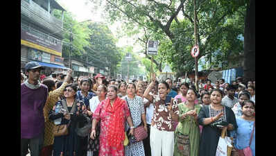Justice protest at Bansdroni school after class 3 boy’s death