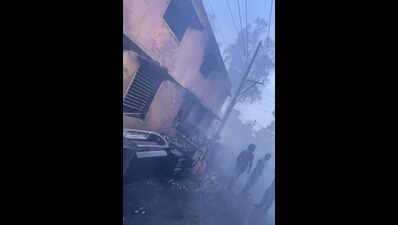 Twin fires exhaust crews, choke Ludhiana.