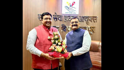 Deshmukh takes charge as RTS Commissioner