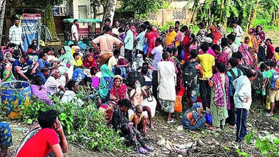 Hundreds try to flee to Bangladesh as West Bengal CM Suvendu Adhikari says quit India