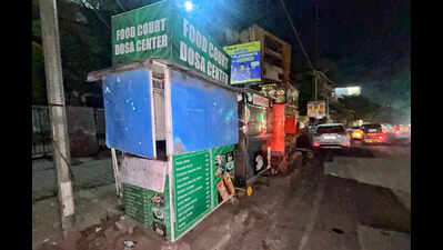10pm dilemma: Pune CP says licensed restos exempt, local cops force closure