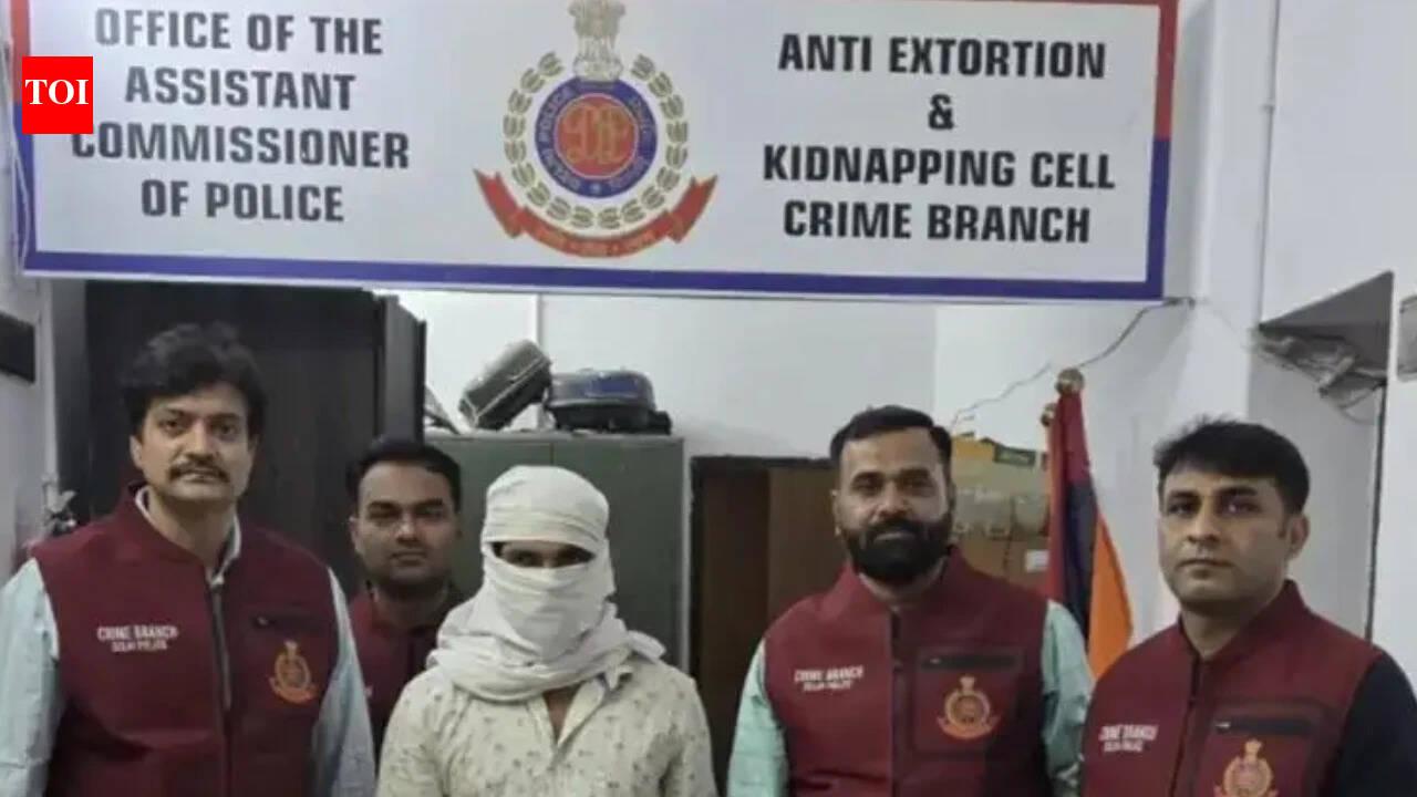 Harmful mirchi tadka: 802kg fake spices found in Old Delhi