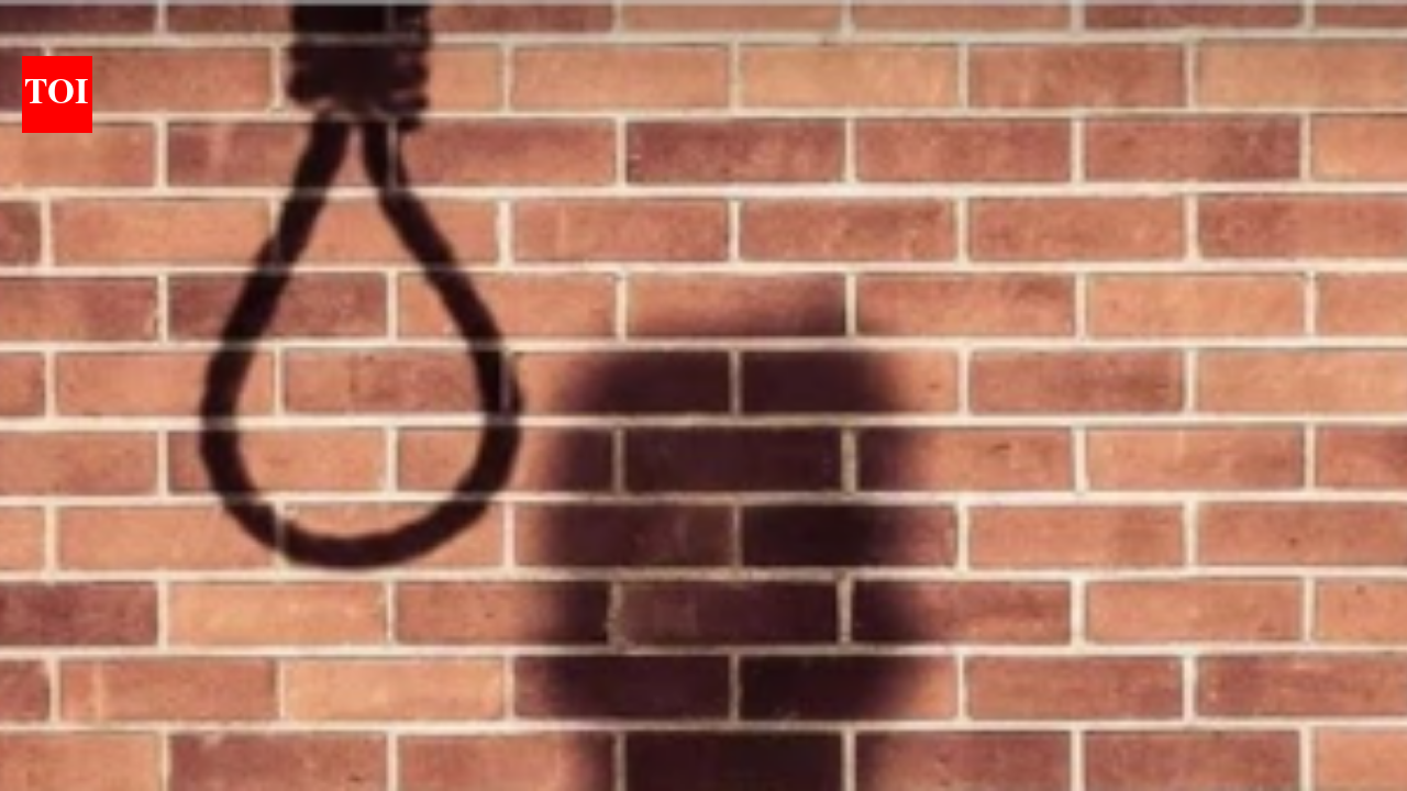 IPS officer’s daughter dies by suicide at Bhopal home