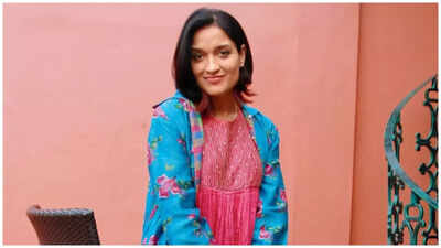 'Carry your own utensils': 'Saathiya' actress Sandhya Mridul takes a dig at lack of toilets on Delhi-Dehradun Expressway