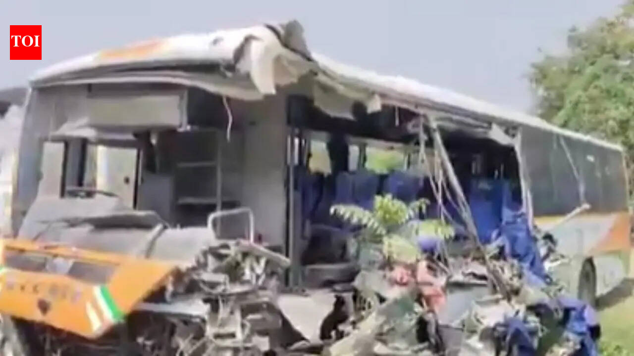 2 killed, 9 injured as bus rams parked truck on Lucknow-Gorakhpur Highway in Ayodhya