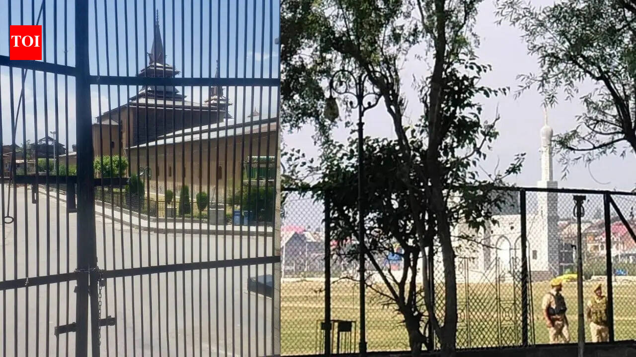 Eid prayers denied at Srinagar's Jama Masjid for 8th year in row