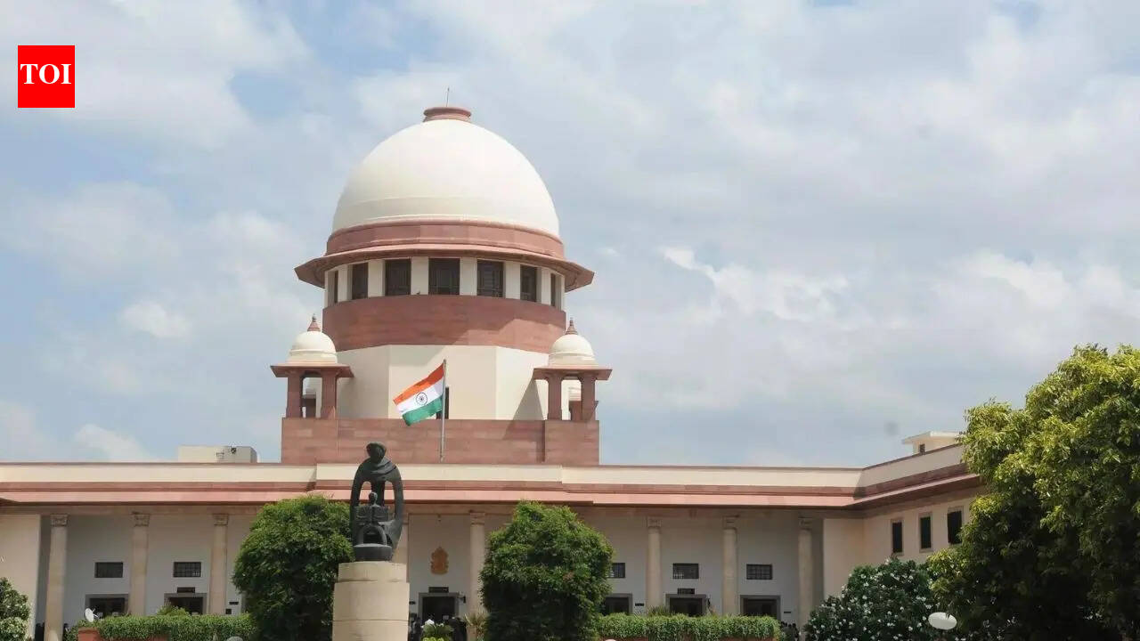 SC agrees to examine CBSE's three-language formula; seeks comprehensive response from Centre