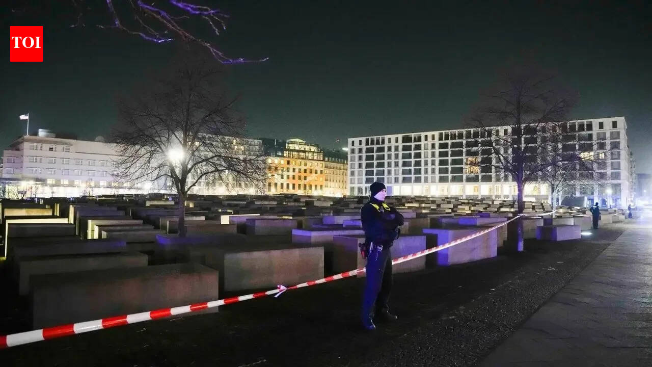 Berlin police arrest man suspected of being accomplice to Holocaust Memorial stabbing