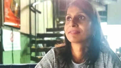 Woman found hanging in Bengaluru flat, names boyfriend in note ...